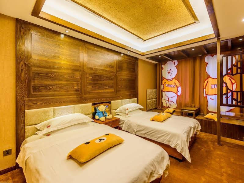 マウント エメイ テッディー ホテル 楽山市 エクステリア 写真